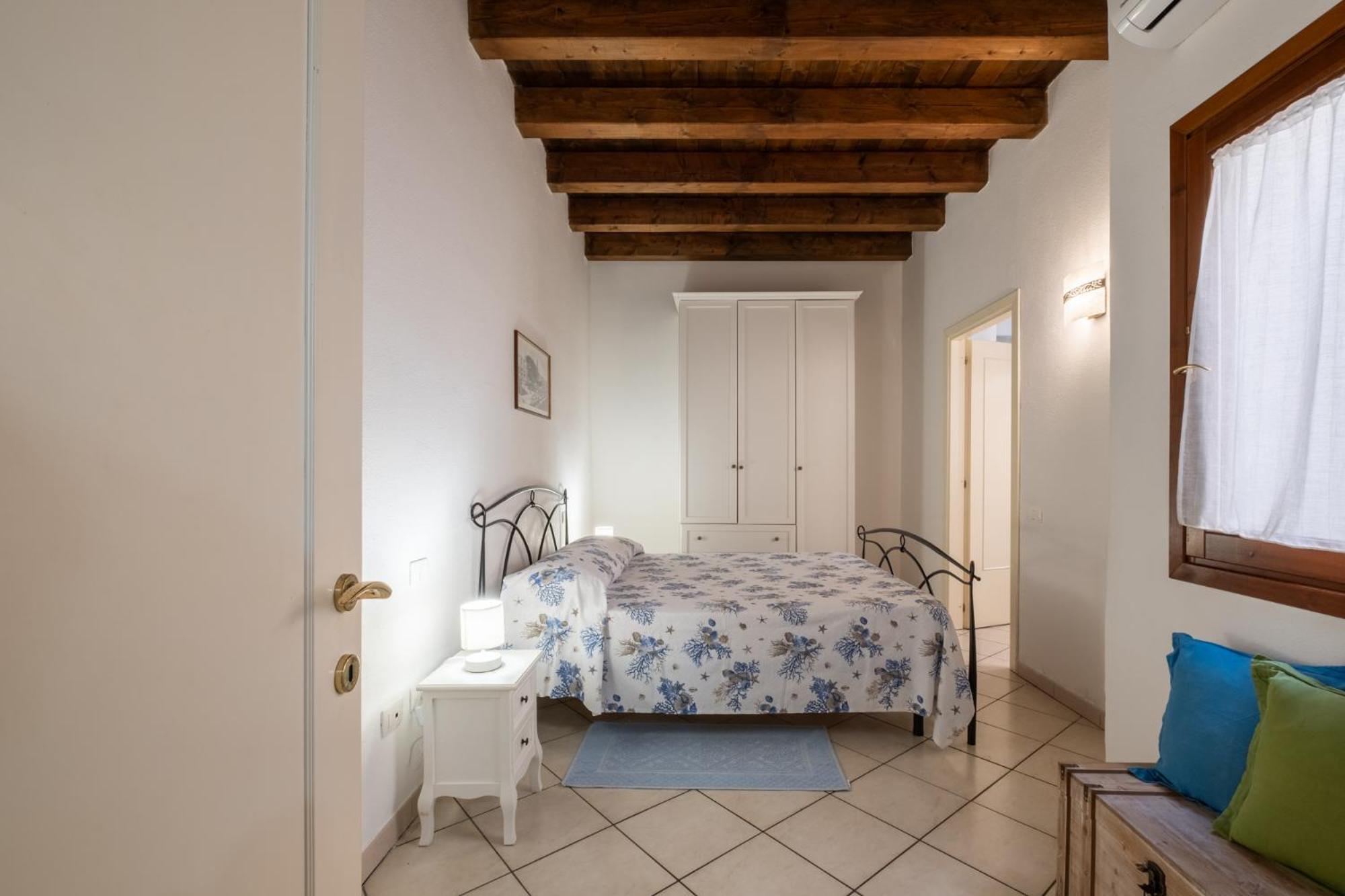 Entu E Mari - Grecu Apartment Cagliari Bagian luar foto